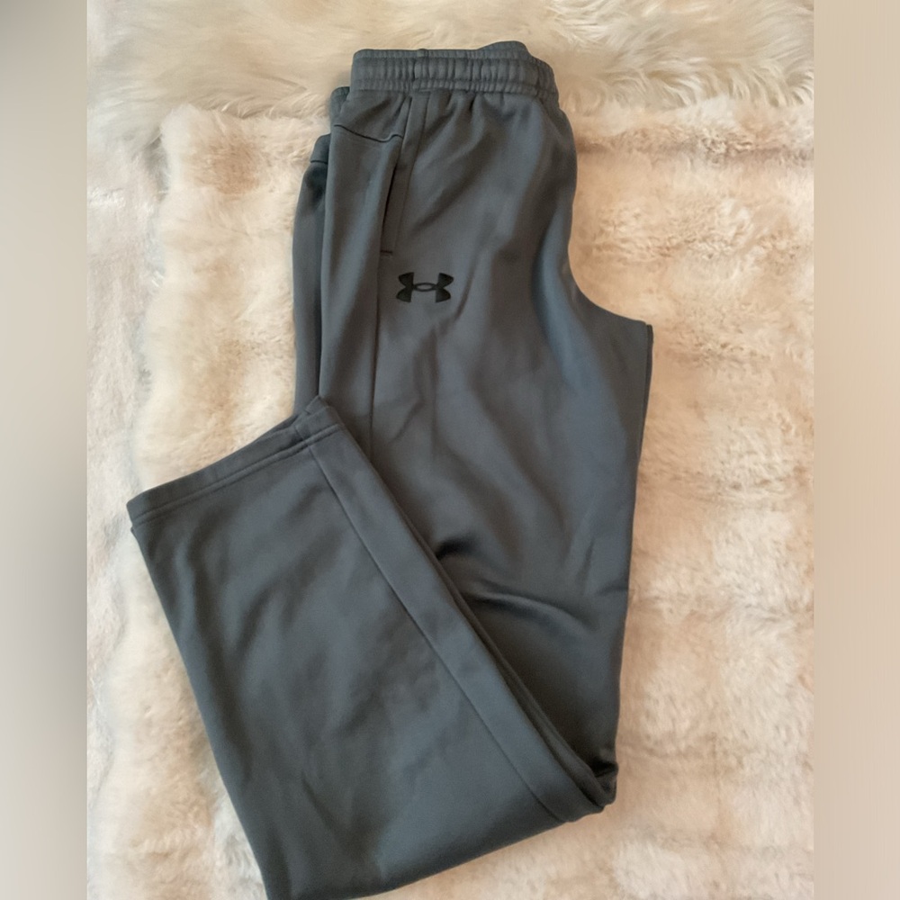 UNDER ARMOUR•Iconic Charcoal DriFit Joggers•L - Picture 8 of 12